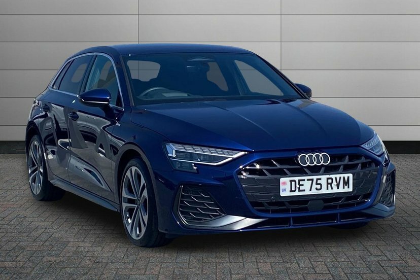 Audi A3 1.5 Tfsi S Line Sportback S Tronic 150 Blue