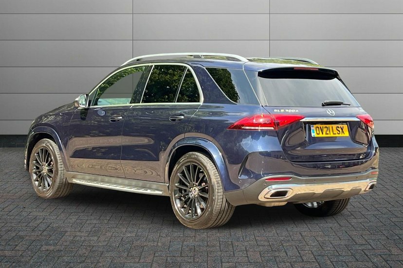 Mercedes-Benz GLE Class Gle300d Amg Line Premium Blue #2