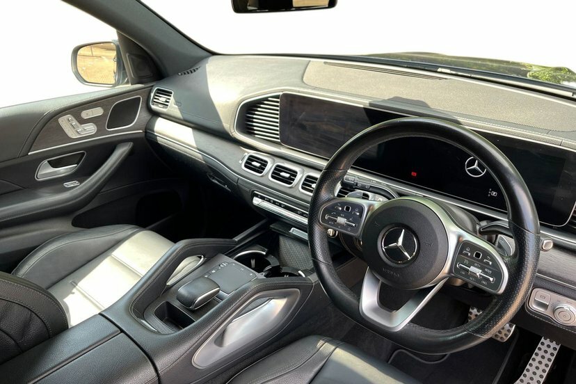 Mercedes-Benz GLE Class Gle300d Amg Line Premium Blue #5