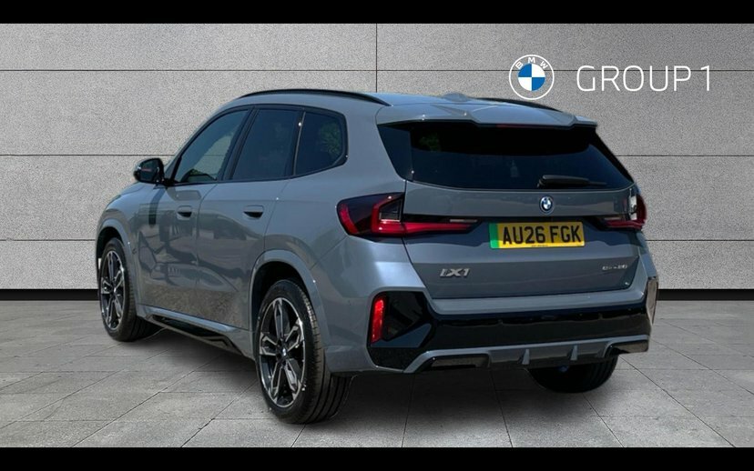 BMW iX1 20 66.5Kwh Shadow Edition Suv Ed  #2