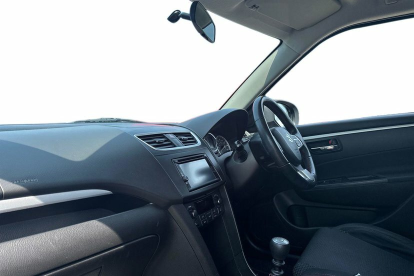 Suzuki Swift 1.6 Sport Hatchback Snav 136 Black #2