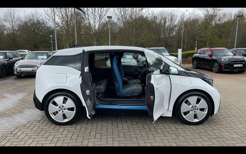BMW i3 33Kwh Hatchback Plug In Hybrid R Red #31