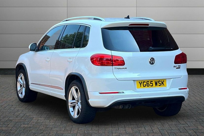 Volkswagen Tiguan 2.0 Tdi Bluemotion Tech R-line Suv Manu White #2
