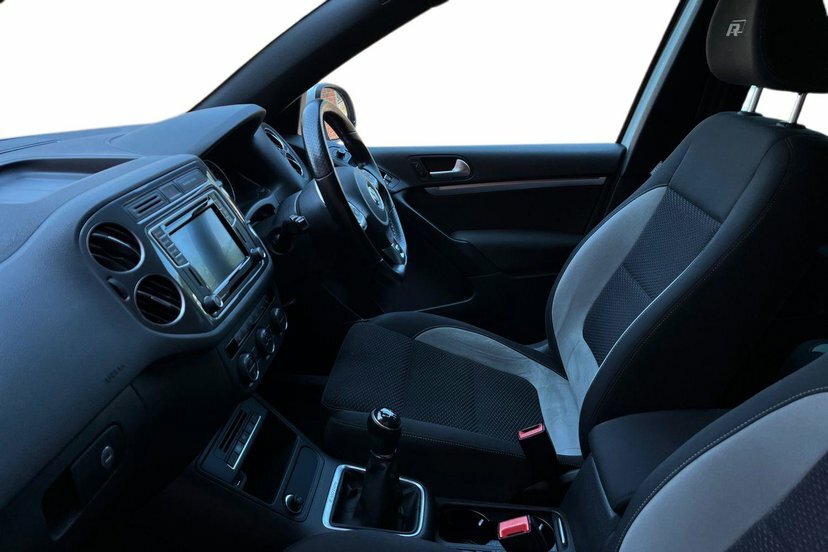 Volkswagen Tiguan 2.0 Tdi Bluemotion Tech R-line Suv Manu White