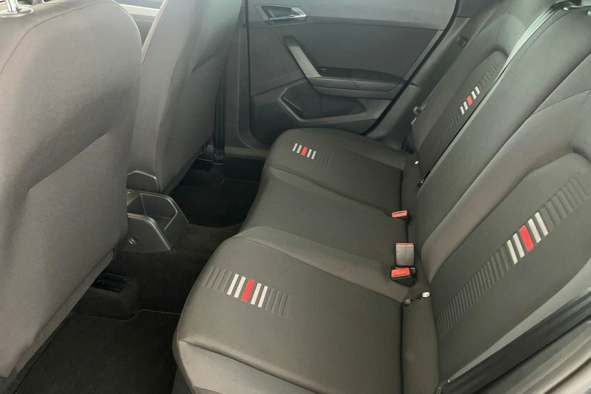 Seat Arona Seat Hatchback 1.6 Tdi 115 Se Technology Lu White #10