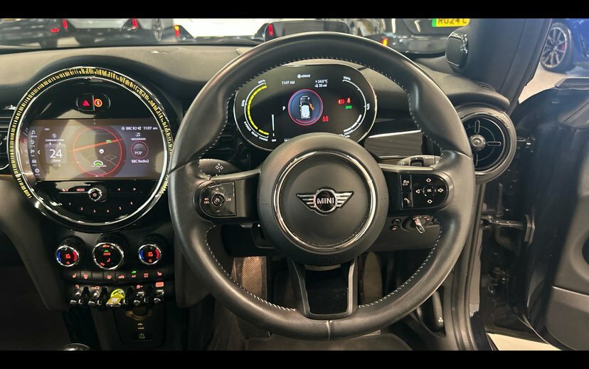 Mini Electric Cooper Se 32.6Kwh Level 3 Hatchback A Black #5