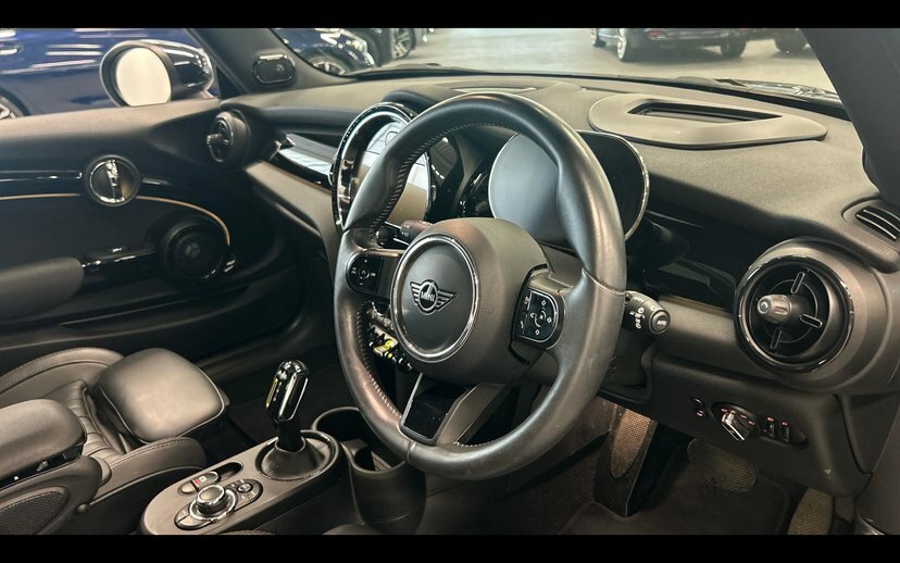 Mini Electric Cooper Se 32.6Kwh Level 3 Hatchback A Black #6