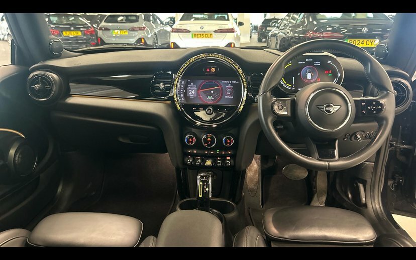 Mini Electric Cooper Se 32.6Kwh Level 3 Hatchback A Black #4