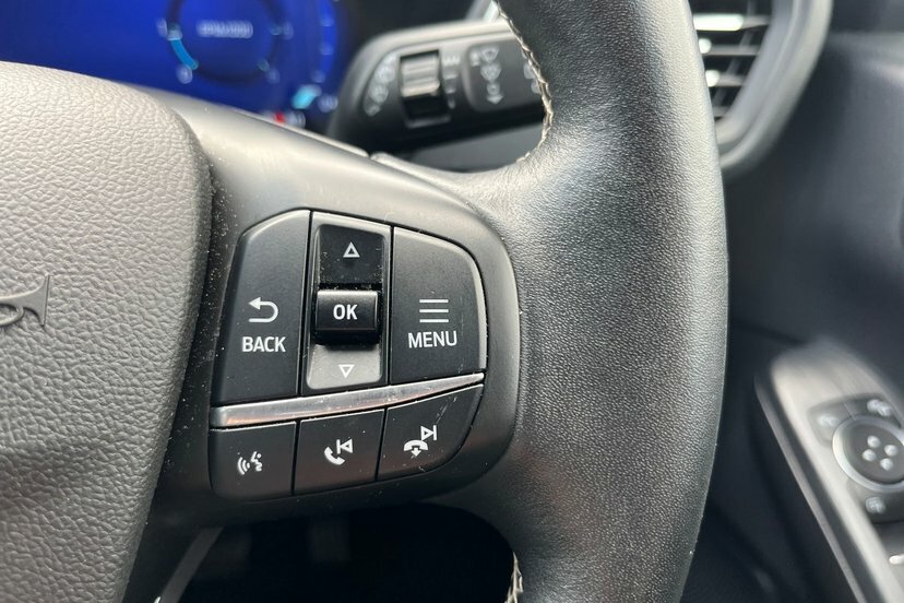 Ford Kuga St-line X Edition 2.5 Fhev White #31