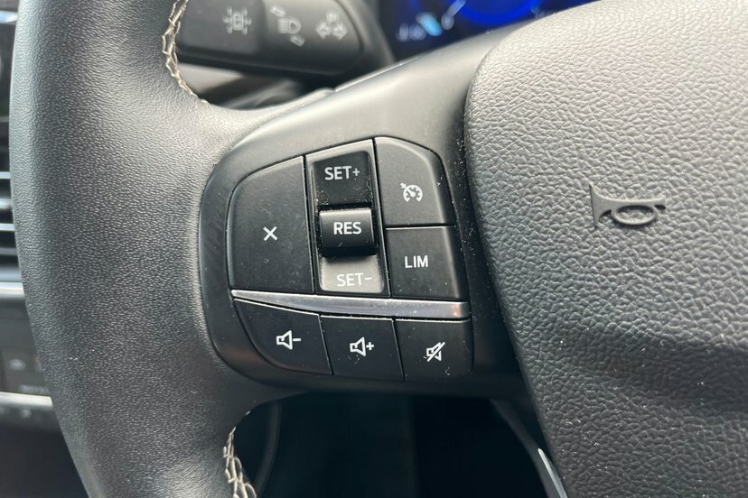 Ford Kuga St-line X Edition 2.5 Fhev White #30
