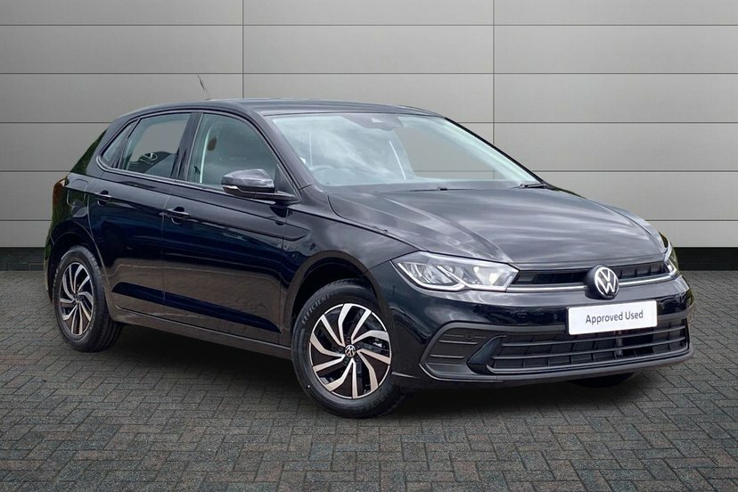 Volkswagen Polo 1.0 Tsi Life Hatchback 95 Ps Black