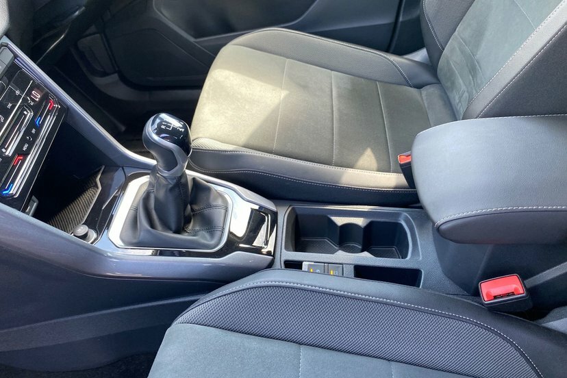 Volkswagen T-Roc 1.5 Tsi Evo Active Dsg Grey #56
