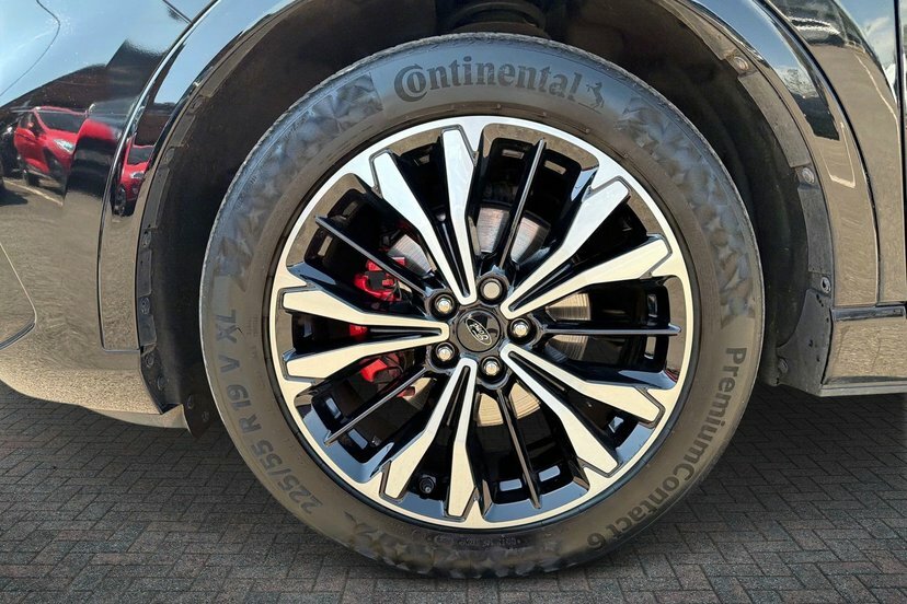 Ford Kuga 2.5H Duratec St-line X Edition Suv Hybr Black #5