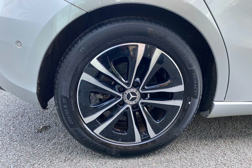 Mercedes-Benz A Class 1.3 A180h Mhev Sport Executive Hatchback Pet Silver #4