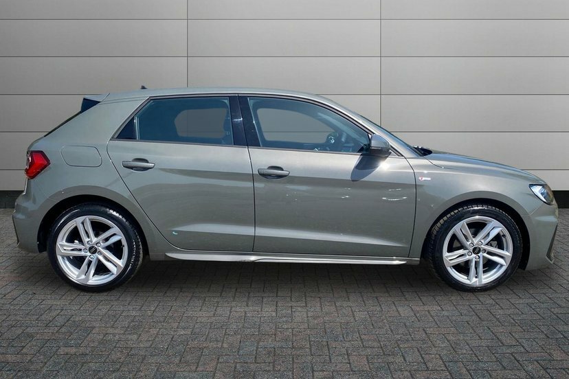 Audi A1 1.0 Tfsi 30 S Line Sportback Euro 6 Ss Black #4