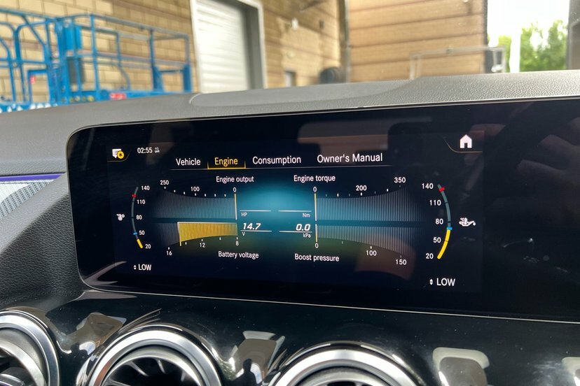 Mercedes-Benz GLA Class 2.0 Gla220d Amg Line Executive 8G-dct 4Matic Eur  #24