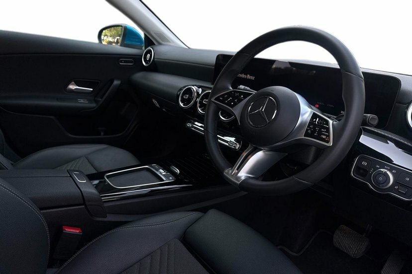 Mercedes-Benz CLA Class 1.3 Cla180h Mhev Sport Edition Coupe Hy Blue #5