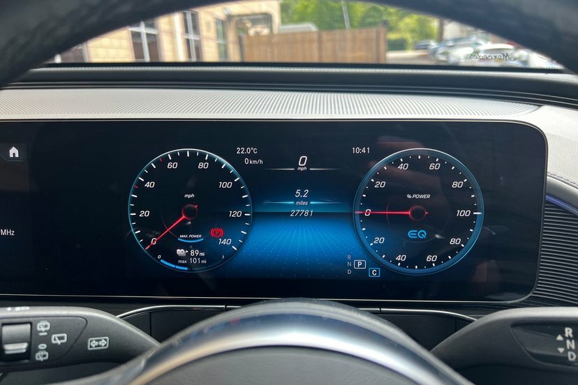 Mercedes-Benz EQC Eqc 400 80Kwh Amg Line Suv 4Mati Black #6