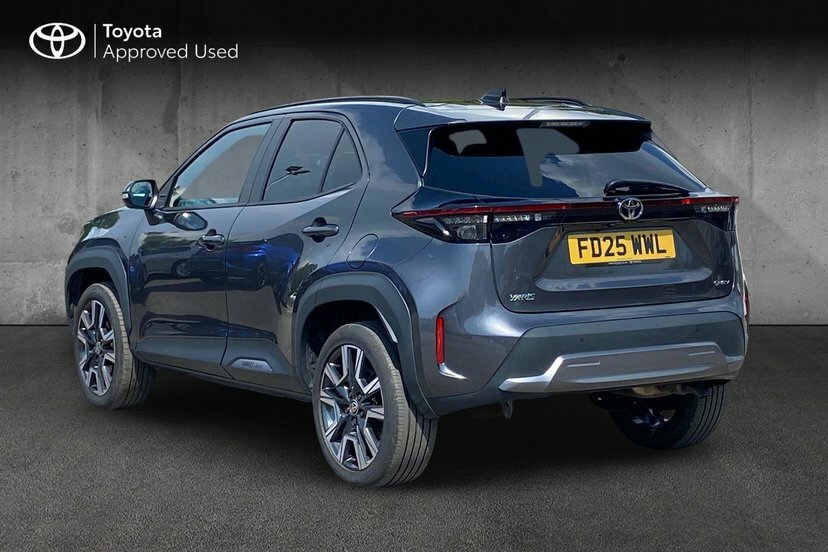 Toyota Yaris Cross 1.5 Vvt-h Excel Suv Hybrid E-cvt 130 P Grey #4