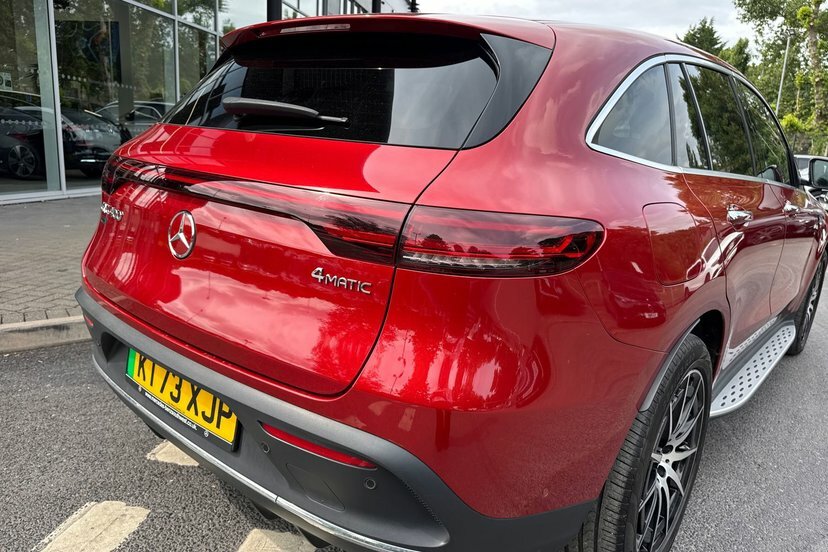 Mercedes-Benz EQC Amg Line Black #22