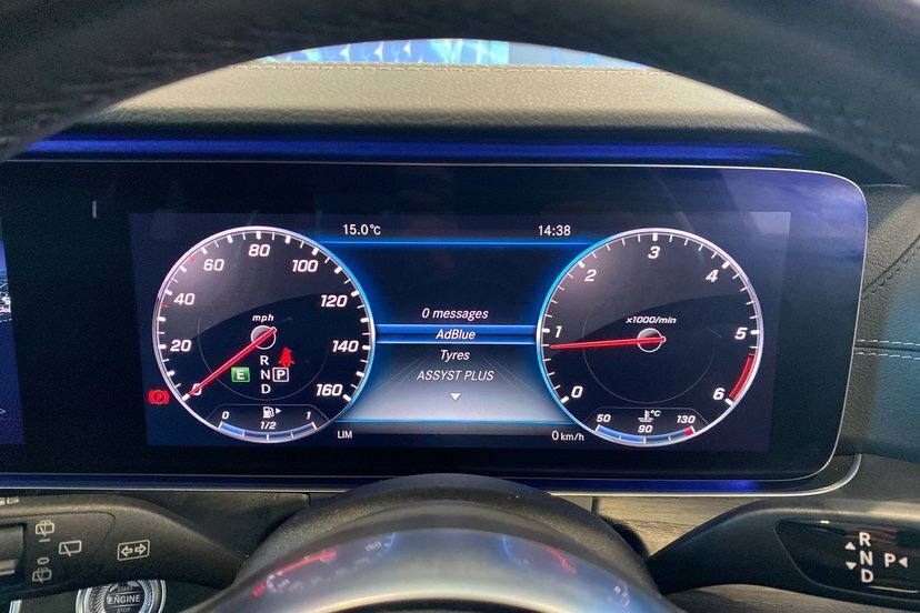 Mercedes-Benz E Class 2.0 E220d Amg Line Cabriolet G-tronic Euro 6 Ss Red #52
