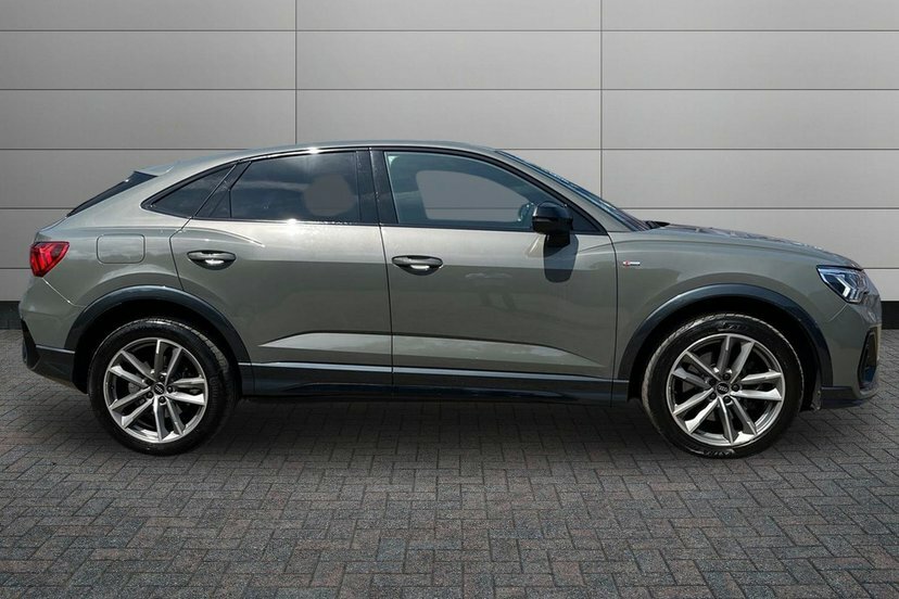 Audi Q3 1.4 Tfsie 45 Vorsprung Sportback Plug-i Grey #4