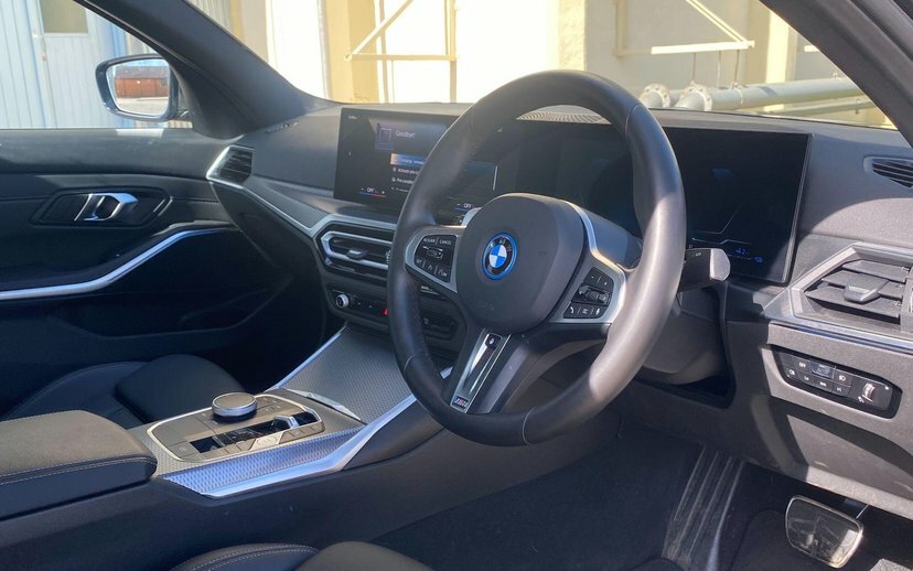 BMW 3 Series 330E Xdrive M Sport Step Pro Pack Blue #10