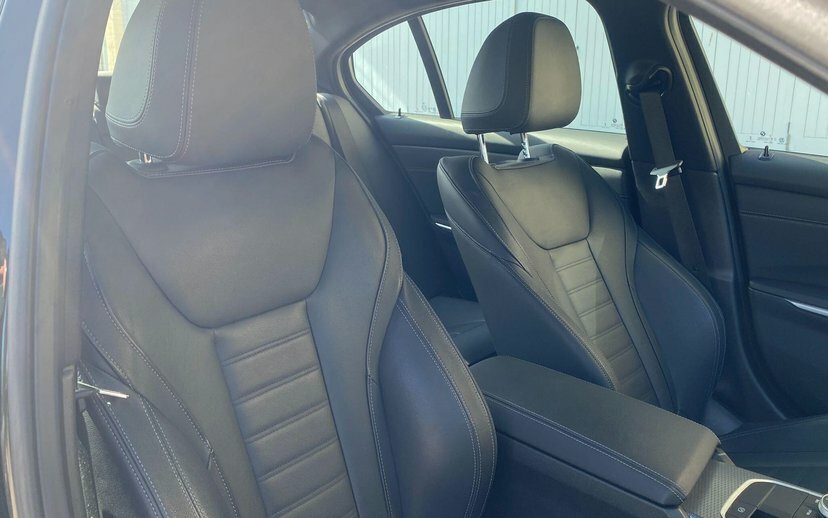 BMW 3 Series 330E M Sport Saloon Black #5