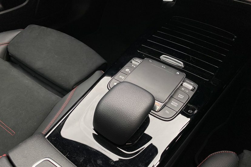 Mercedes-Benz CLA Class Cla 220 D Amg Line Premium Coupe Black #8