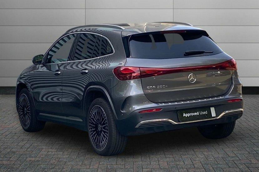 Mercedes-Benz EQA Eqa 250 70.5Kwh Amg Line Premium Suv Electr Grey #2