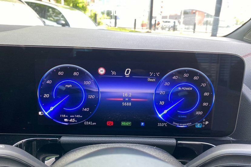 Mercedes-Benz EQA Eqa 250 70.5Kwh Amg Line Premium Suv Electr Grey #6