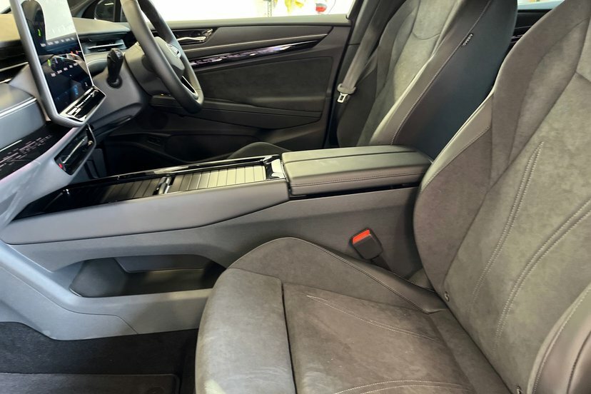 Volkswagen ID.7 250Kw 4Motion Gtx Plus 86Kwh Black #31