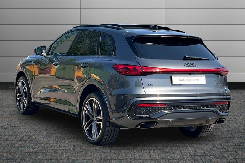 Audi Q5 2.0 Tfsi Edition 1 Suv S Tronic Quattro Grey #3