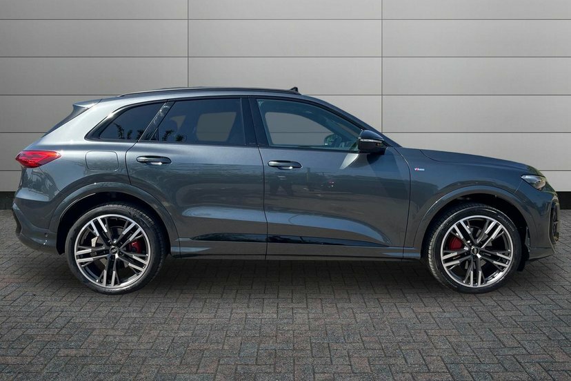 Audi Q5 2.0 Tfsi Edition 1 Suv S Tronic Quattro Grey #4