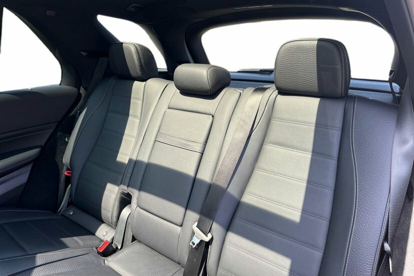 Mercedes-Benz GLE Class Gle 450D 4Matic Amg Line Premium 7 St Black #10