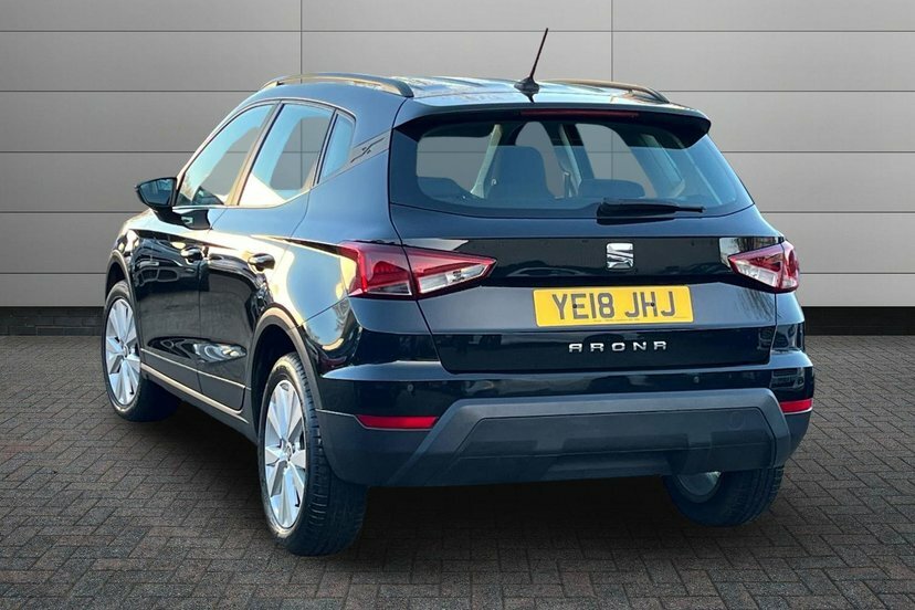 Seat Arona 1.6 Tdi Se Technology Suv 95 Ps Black #3