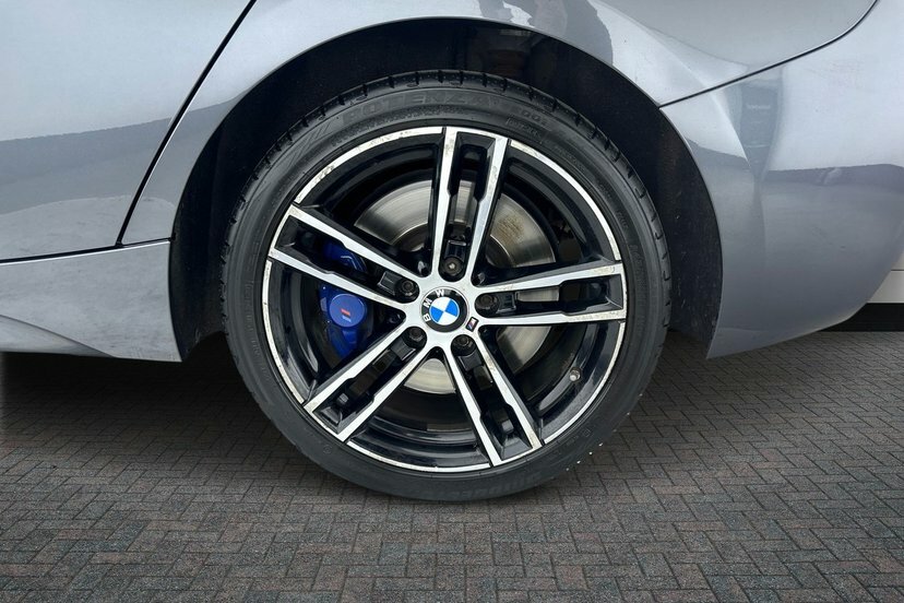 BMW 1 Series 1.5 118I Gpf M Sport Shadow Edition Hatchback Grey #5