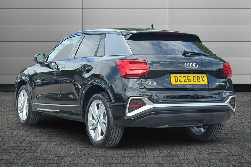 Audi Q2 1.5 Tfsi Cod 35 S Line Suv S Tronic 15 Black #3