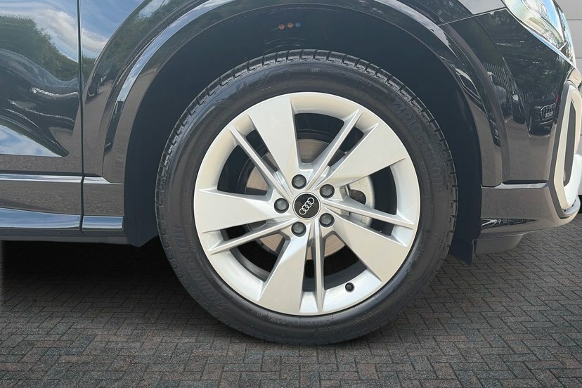 Audi Q2 1.5 Tfsi Cod 35 S Line Suv S Tronic 15 Black #5