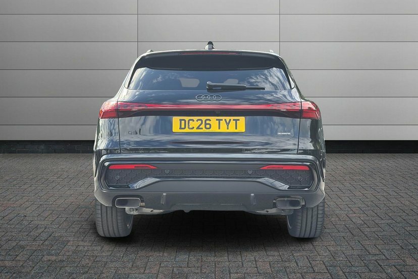 Audi Q5 Edition 1 Tfsi Quattro 204 Ps S Tronic Black #11