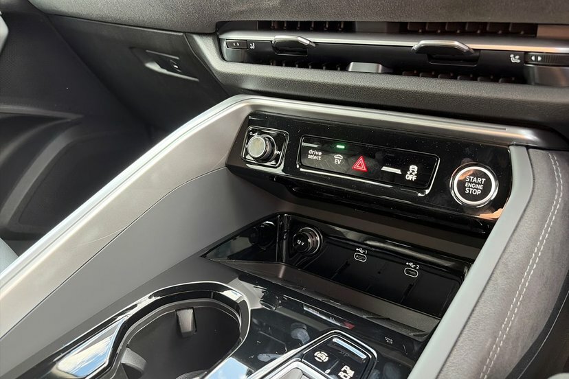 Audi Q5 Edition 1 Tfsi Quattro 204 Ps S Tronic Black #24