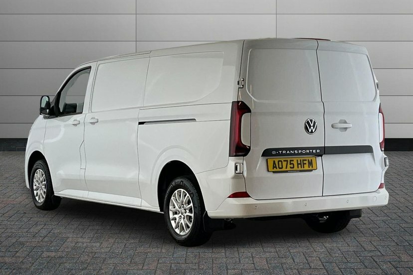Volkswagen E-Transporter T34 65Kwh Commerce Pro Panel Van AO75HFM White #3