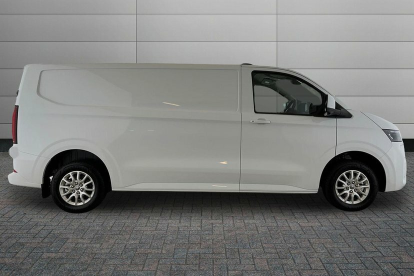 Volkswagen E-Transporter T34 65Kwh Commerce Pro Panel Van AO75HFM White #4
