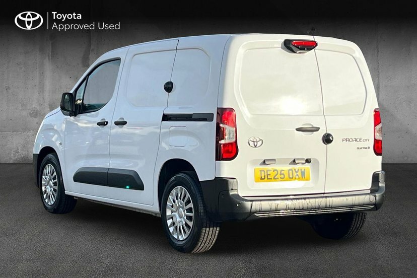 Toyota Proace City 50Kwh Icon Short Panel Van 6Dr Swb DE25OXW White #3