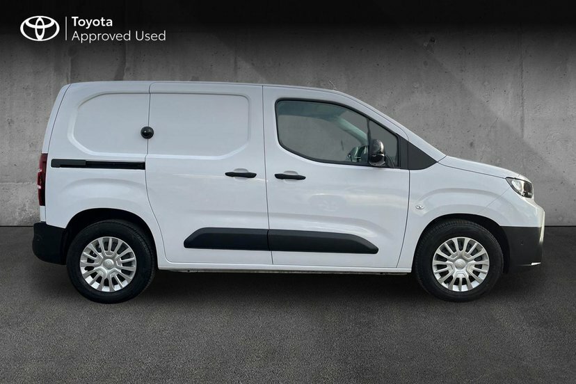 Toyota Proace City 50Kwh Icon Short Panel Van 6Dr Swb DE25OXW White #4