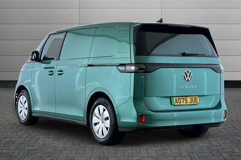 Volkswagen ID.Buzz Pro 79Kwh Commerce Panel Van 28 AO75JUE Green #3