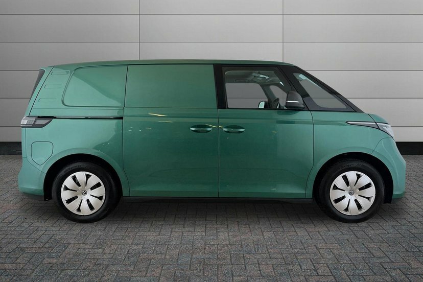 Volkswagen ID.Buzz Pro 79Kwh Commerce Panel Van 28 AO75JUE Green #4