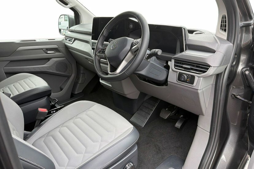 Volkswagen Transporter Shuttle 210Kw 65Kwh Minibus Style #6