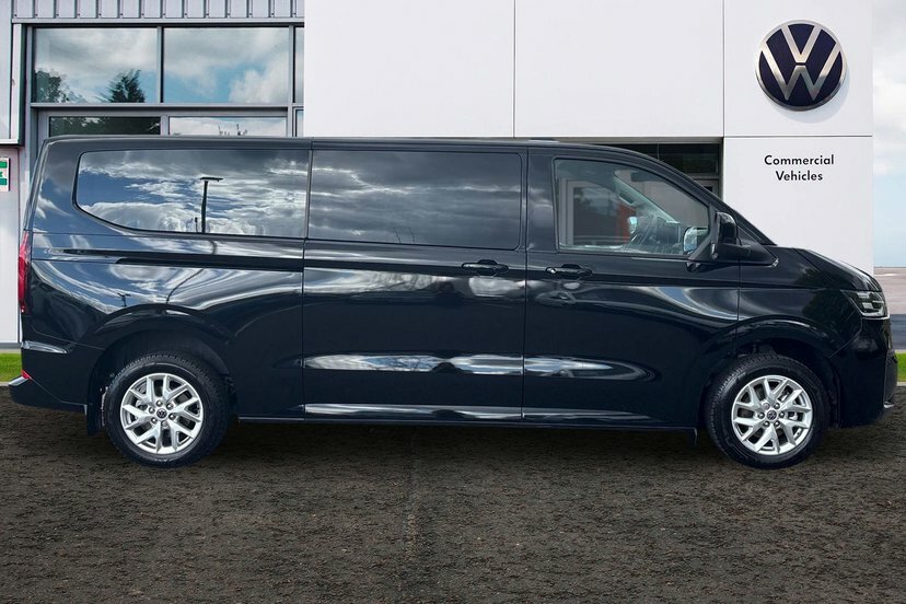Volkswagen E-Transporter 70Kwh Style Minibus Double Cab L MJ26KSV Black #4