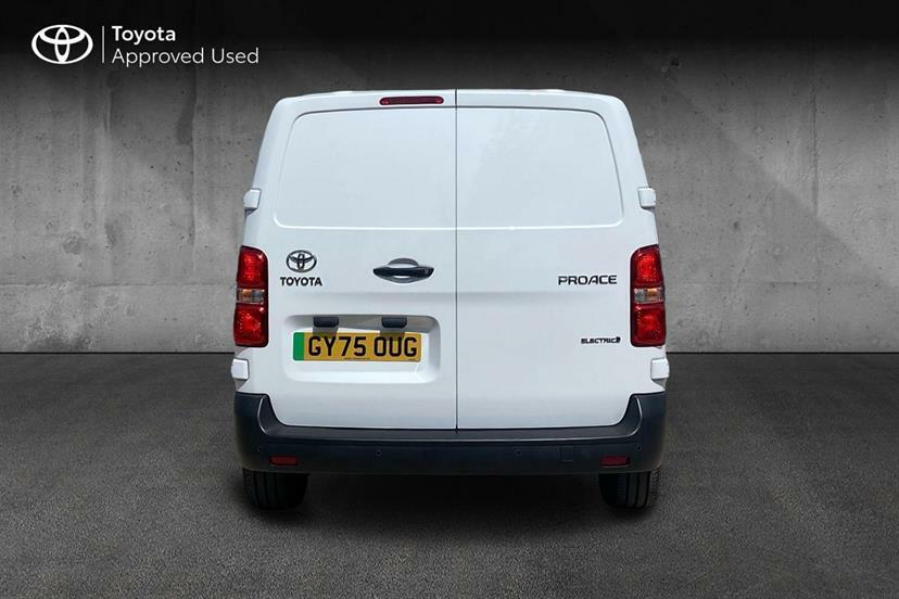 Toyota PROACE 2.0D Icon Medium Panel Van Mwb Euro 6 6Dr White #19